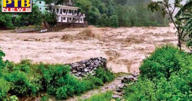 heavy devastation in uttarakhand clouds burst near dehradun rivers and streams all in spate more than 50 roads closed