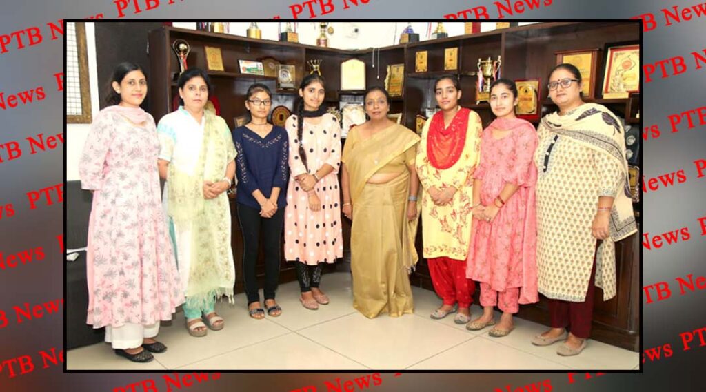 B.A. Hindi (Hons) Sem V students of HMV got Universty Positions