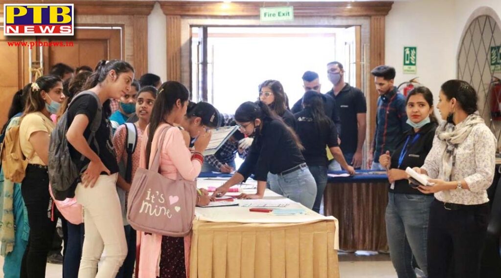 Pyramids Canada Education Fair got huge support from the students Bhavnoor Singh Bedi Visa Expert Pyramid E Services Jalandhar