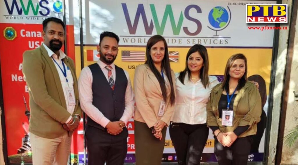 Free seminar organized at WWS Immigarton world wide Service Jalandhar Despite the rain, students arrived in large numbers owner rashmi negi