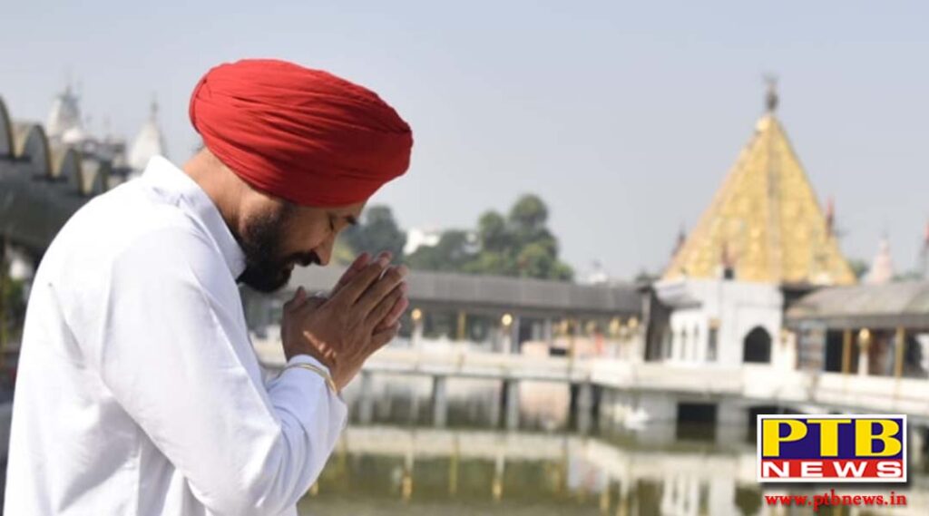 CM announces to waive off GST on Langar at Sri Devi Talab Temple Pays obeisance at Sri Devi Talab Mandir Jalandhar Punjab