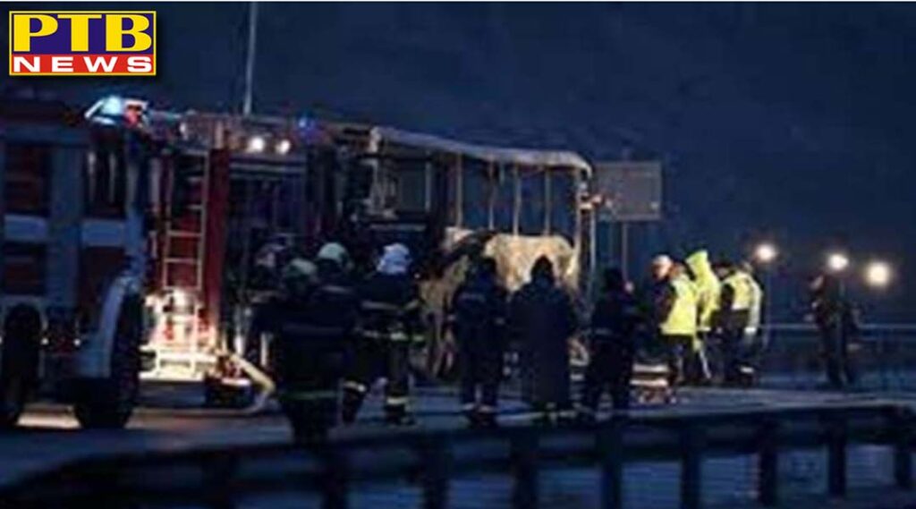 massive fire in moving bus 45 people including 12 children scorched to death