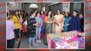 'Diwali Parv 2021' organized by the Department of Fashion Designing (PG) of PCM SD College for Women, Jalandhar