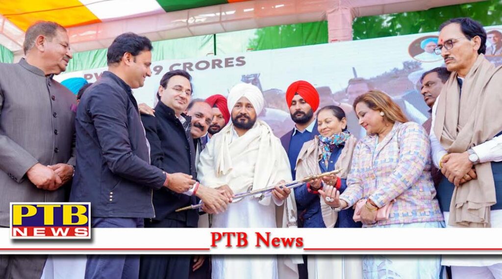 Perform in Delhi Before promising moon in Punjab CM Caranjit Singh Channi dares Arvind Kejriwal Pathankot Punjab