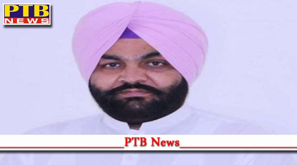 criminals enter into amritsar mp Gurjeet Singh aujla office and loot fifty thousand and ipad after firing shots Punjab