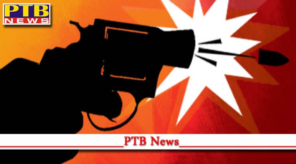 criminals enter into amritsar mp Gurjeet Singh aujla office and loot fifty thousand and ipad after firing shots Punjab