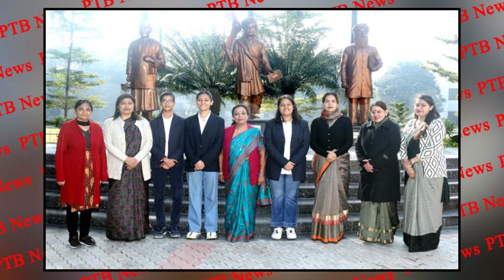 HMV QUIZ TEAM WON FIRST POSITION IN GNDU INTER ZONAL YOUTH FESTIVAL