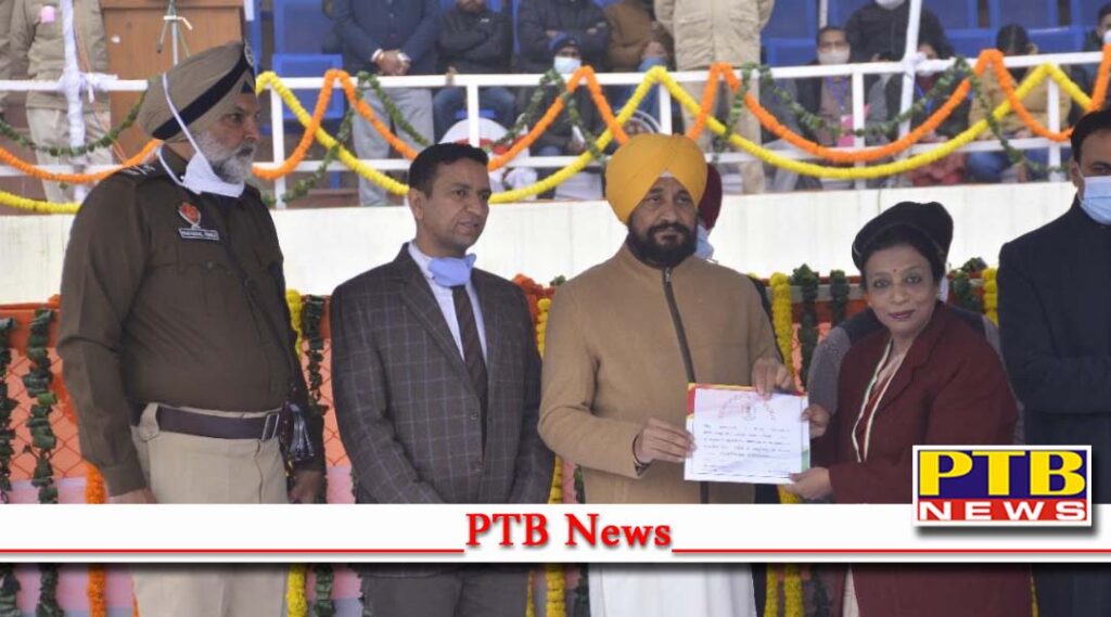 HMV College Principal Dr Sareen honored at Republic Day celebrations Jalandhar