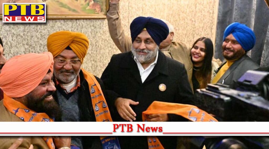 SAD-BSP joint candidate Chandan Grewal from Jalandhar Central gave a big blow to BJP in the presence of Sukhbir Badal