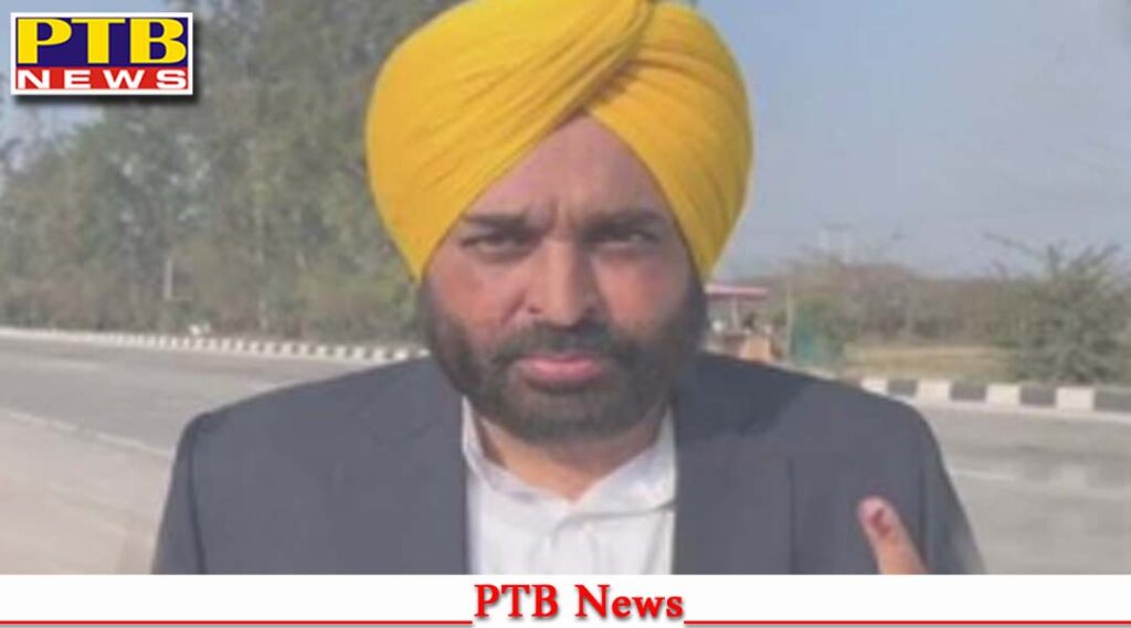 Punjab CM Charanjit Singh Channi casts his vote after worshiping Shiv and Bhagwant Mann bowing his head at Gurdwara Sahib Kharar and Mohali