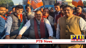 BJP leader Tarun Chugh did the election campaign for Sarabjit Singh Makkar in Cantt light by riding a bike Jalandhar
