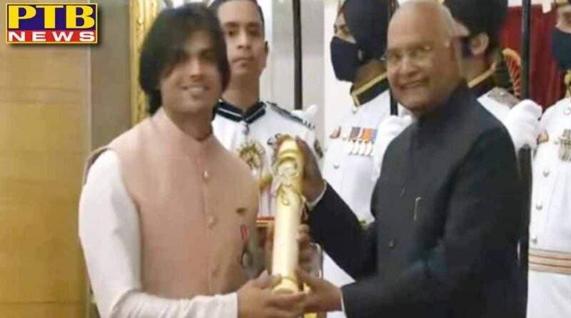 tokyo olympic gold medallist neeraj chopra receives padma shri award from president ram nath kovind