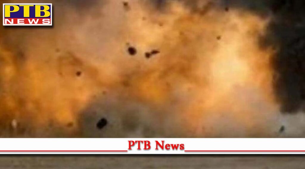 International 3 killed 24 injured in bomb blast in pakistan