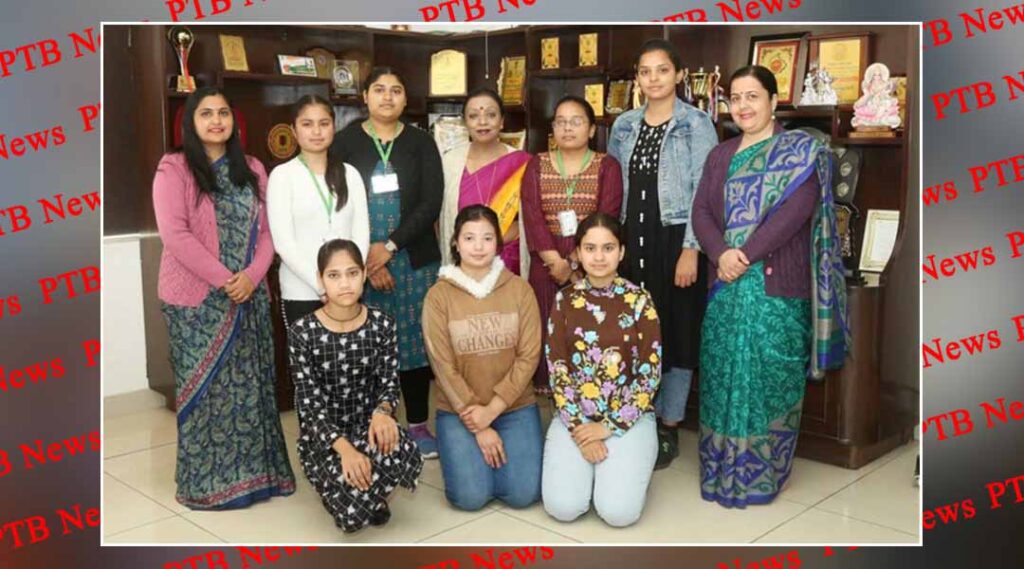 Students of B.Voc (Banking and Financial Services) Sem I got University positions