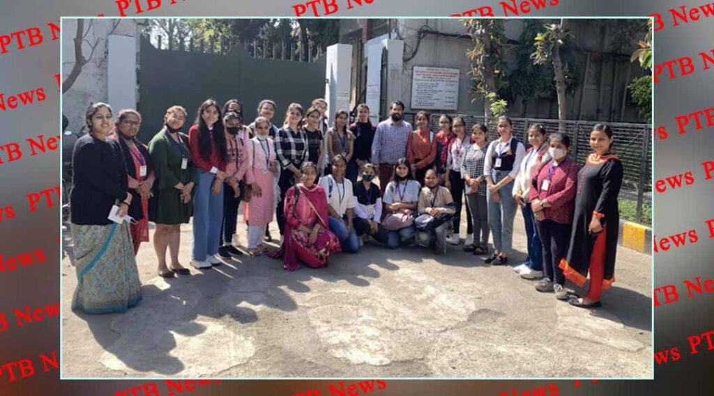 KMVites acquainted about the functioning & working of Newspaper printing