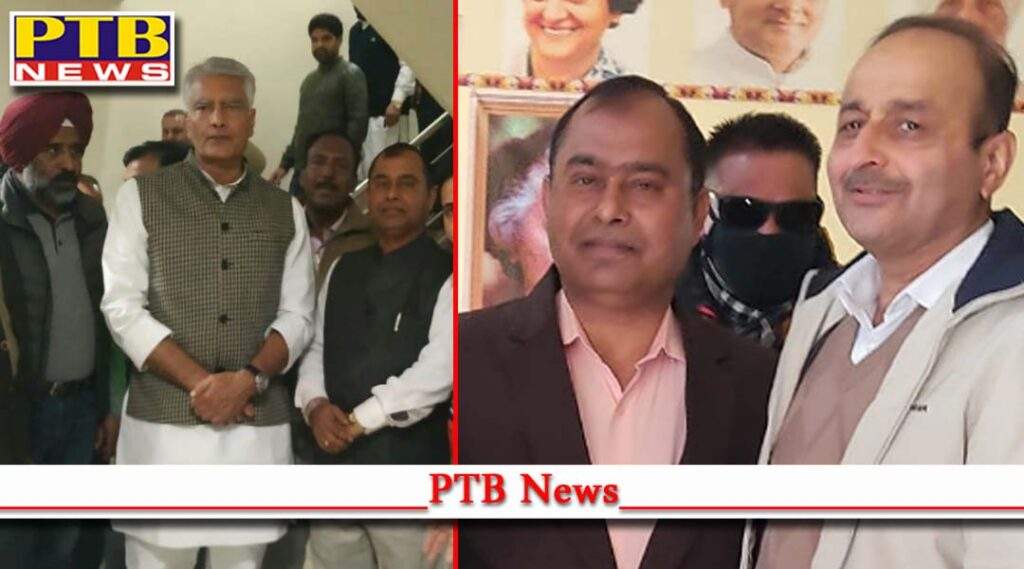 Getting photographed with someone is not a requirement to be included in the party: MLA Raman Arora