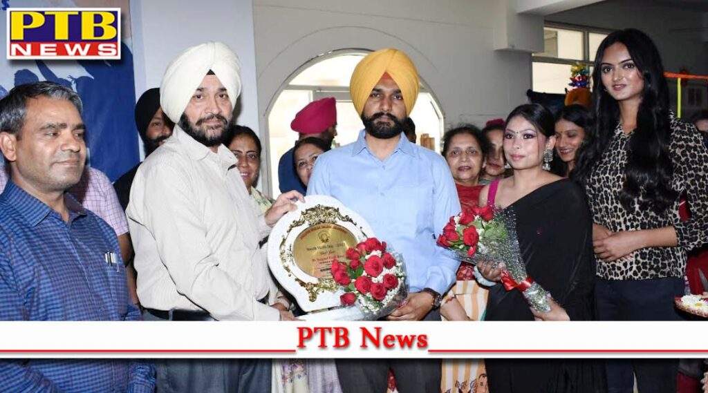 Lyallpur Khalsa College Jalandhar hosted an exhibition on the occasion of 'Youth Skills Day