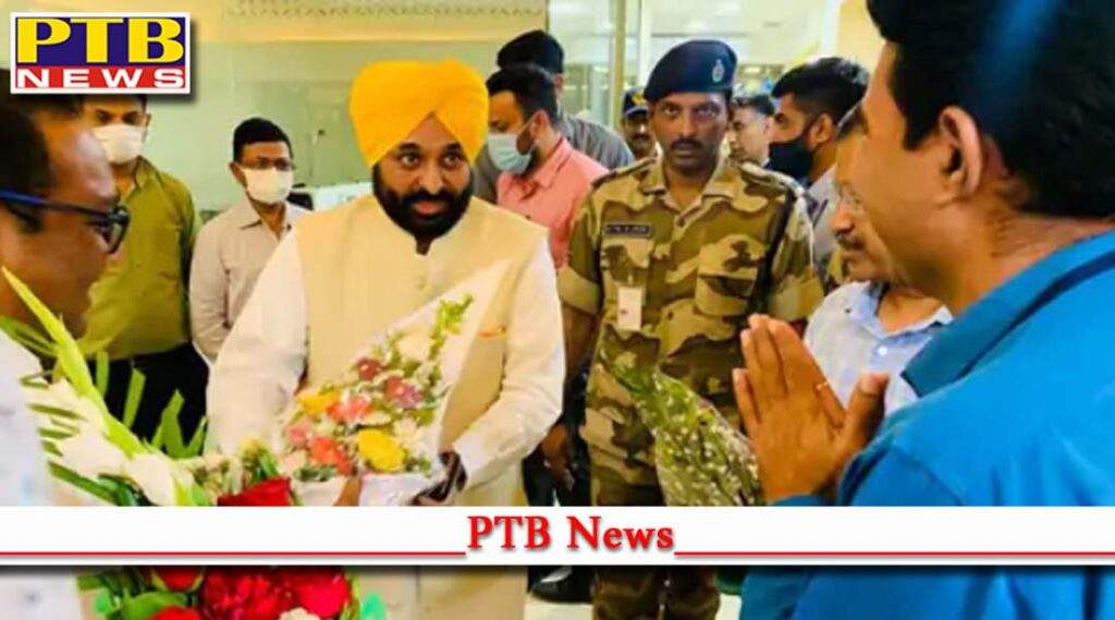bhagwant mann cm punjab gujrat visit with arvind kejriwal aam aadmi party aap
