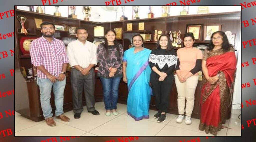 BFA Sem-VII Students of HMV Shine in University