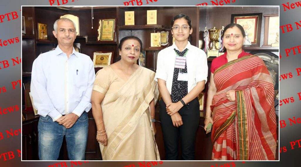 HMV student of B.Sc. (IT) Sem III got 2nd position in University and 1st in Jalandhar District