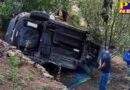 Car fell into a deep gorge 4 people died police engaged in investigation