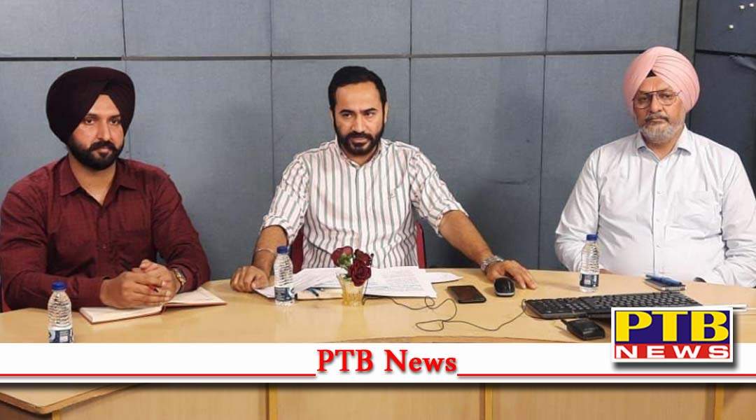 स्कूली शिक्षा को और गुणावत्तापूर्वक और मानक बनाने के लिए स्कूल प्रमुख स्टाफ की सहायता से जुगतबंदी बनाएं : मीत हेयर