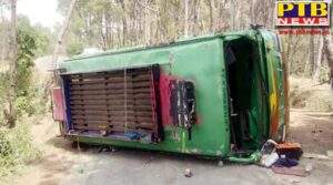 bus of devotees returning after visiting mata chintpurni overturned 12 injured