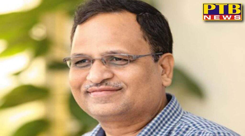 ED raided the house of Health Minister Satyendar Jain