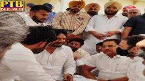 Congress MP Rahul Gandhi reaches Sidhu Musewala's house