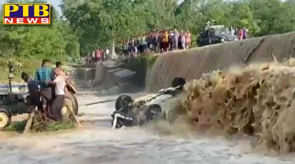 major accident in uttarakhand car of tourists from punjab caught in the river 9 killed