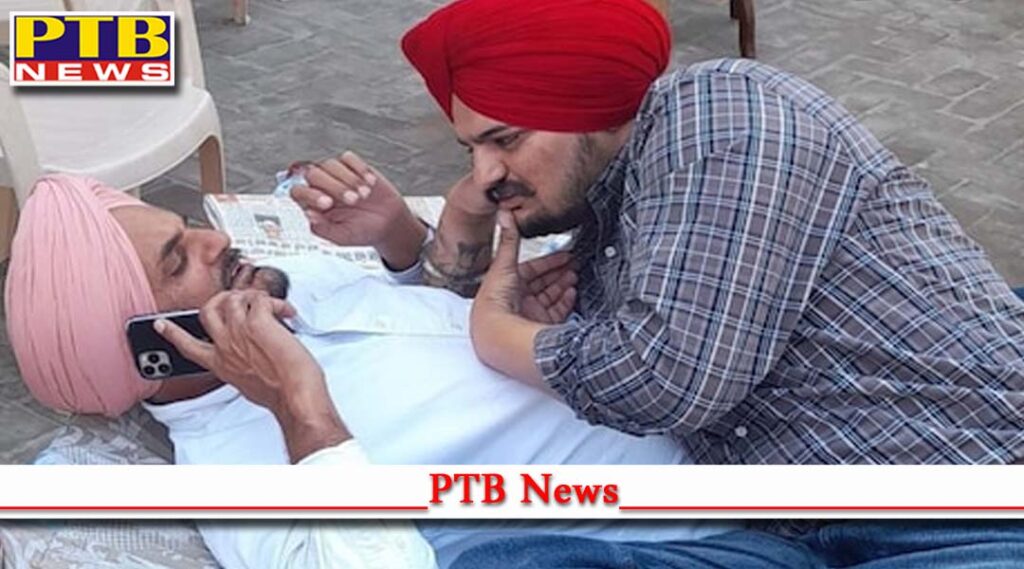 Singer sidhu musewala father received threat from pakistan Delhi