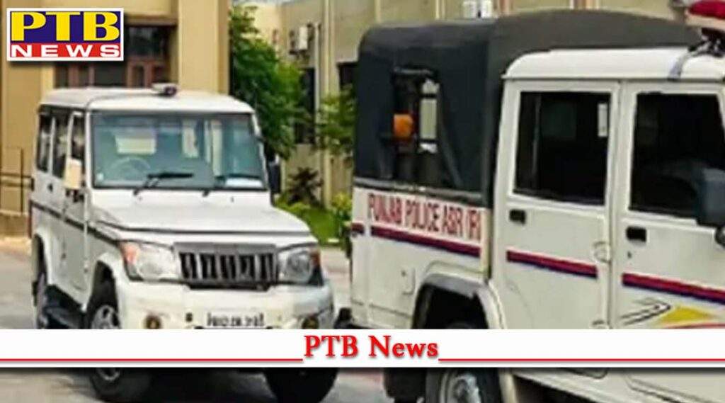 Amritsar People attacked chawinda devi police post the accused caught drugs were taken away mob Punjab PTB Big News