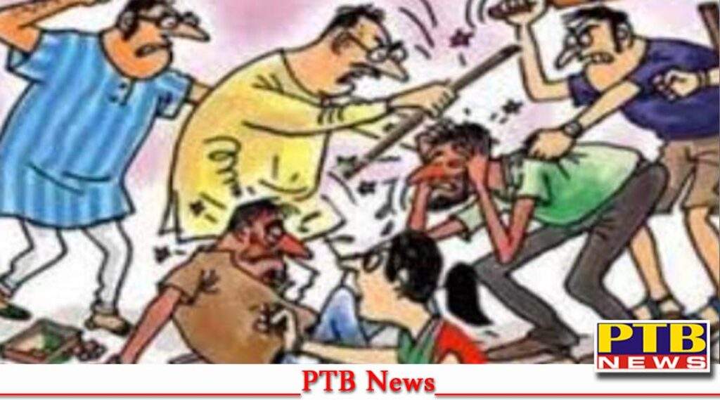 Late night students of Jalandhar's DAV College opened fire fierce beating Police engaged in investigation