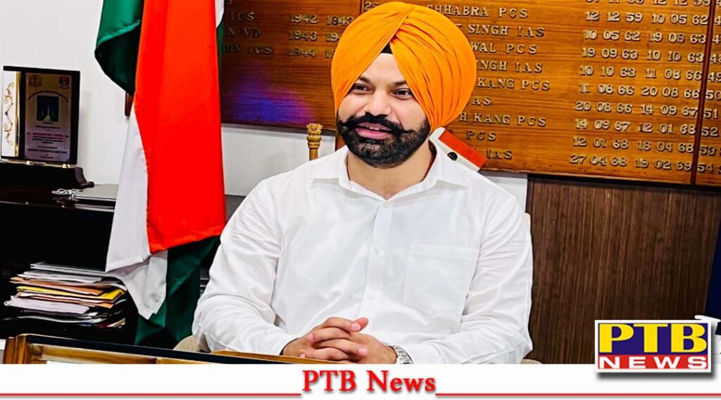 391 arms license suspended in Jalandhar show cause notice sent to 438 District Magistrate IPS Jaspreet Singh appealed to the license holders to cooperate in the investigation