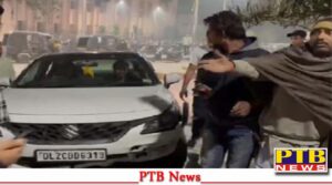 the act of the youths making a fuss in the car Jalandhar Railway Station