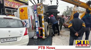 tanker overturned this city punjab people carried diesel buckets instead helping Big News