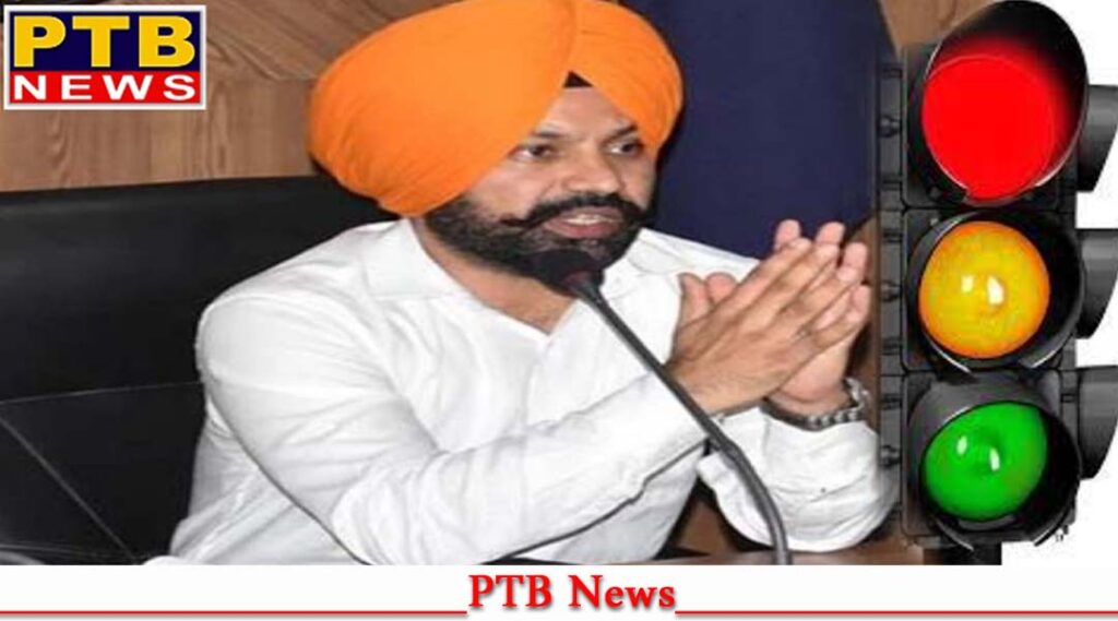 Jalandhar Collector Jaspreet Singh gave red and green signals to which immigration agents and IELTS centers