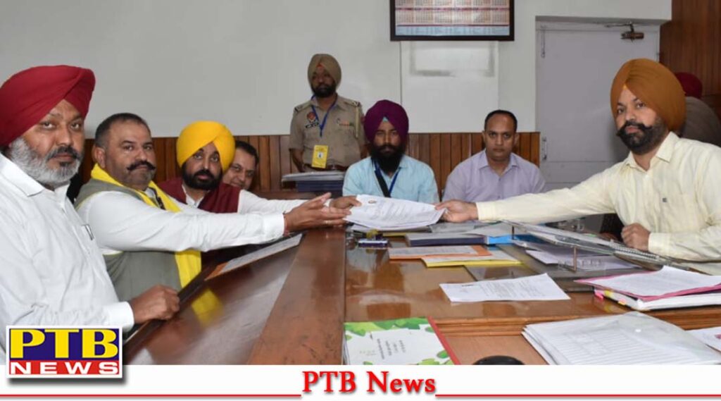 Mega Nomination file AAP Candidate Sushil Kumar Rinku in presence of CM Bhagwant Mann AAP Jalandhar Minister Harpal cheema