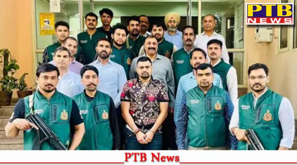 delhi police fbi interpole absconding gangster deepak boxer fled mexico fake passport killing gangster gogi rohini court businessman amit gupta