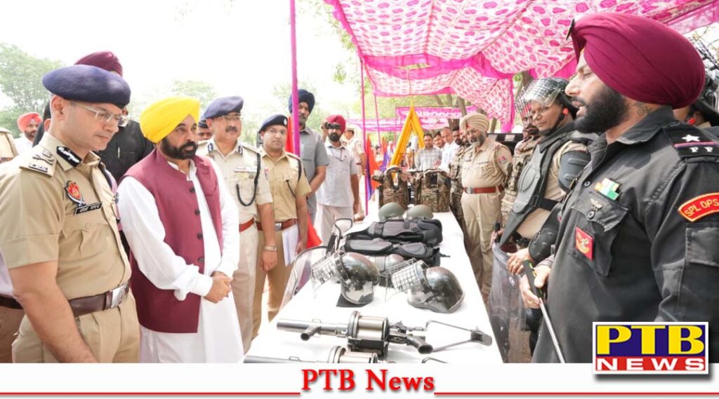 Punjab Chief Minister Bhagwant Mann inaugurated 98 new hi-tech ERV vehicles of Punjab Police