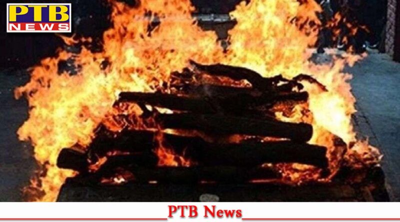 woman cremated her husband at home people were stunned to see the pyre burning house Big Crime News PTB News