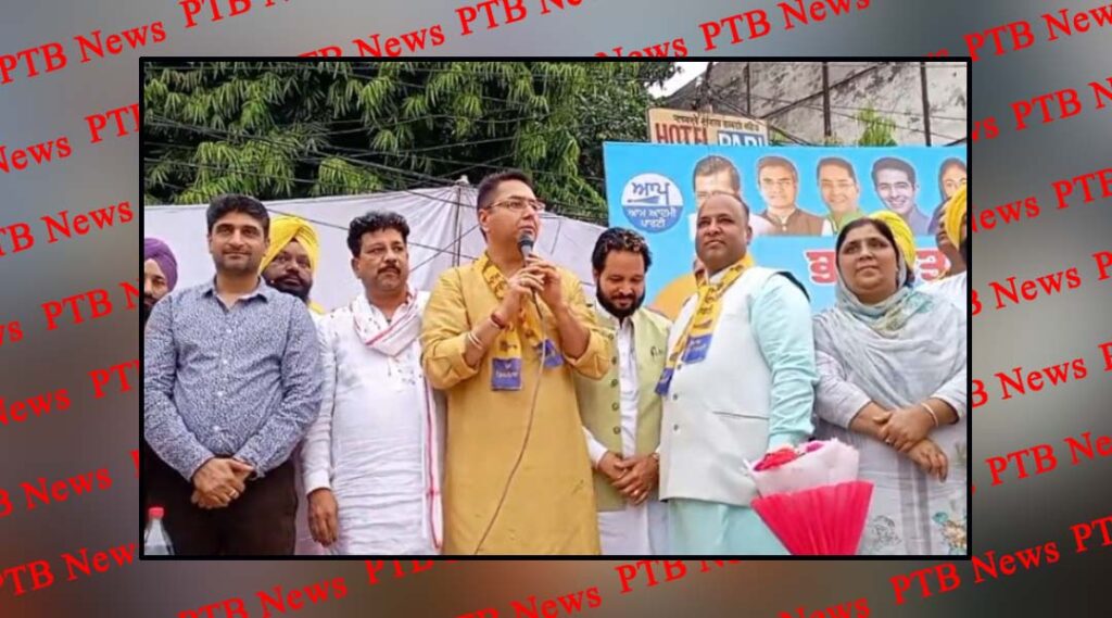 CM Mann held a road show in favor of AAP candidate Sushil Rinku Jalandhar West Central and North appealed to the people to make Rinku win Loksbha byelection Jalandhar
