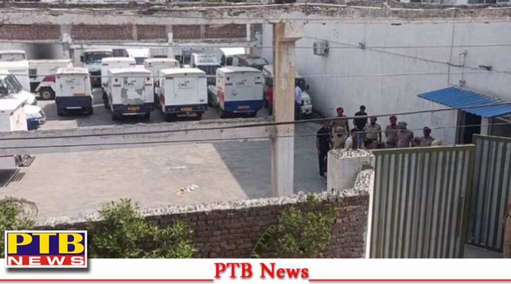 crime loot van atm cash depositing company ludhiana loot news update Punjab PTB Big Breaking News Punjab Crime