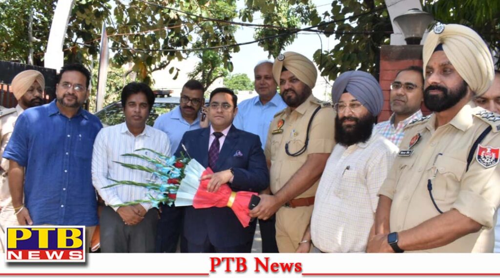 After assuming the post the Deputy Commissioner Dr Babasaheb B R Ambedkars tribute flowers newly appointed Deputy Commissioner of Jalandhar Vishesh Sarangal