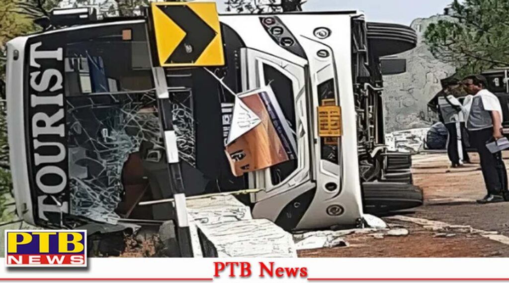 25 pilgrims injured as bus carrying sikh pilgrims overturns Big Accident News