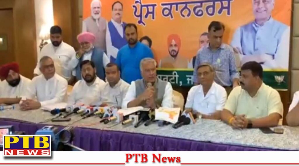 bjp-new-president-sunil-jakhar-was-welcomed-by-the-workers-on-reaching-jalandhar-bjp-punjab