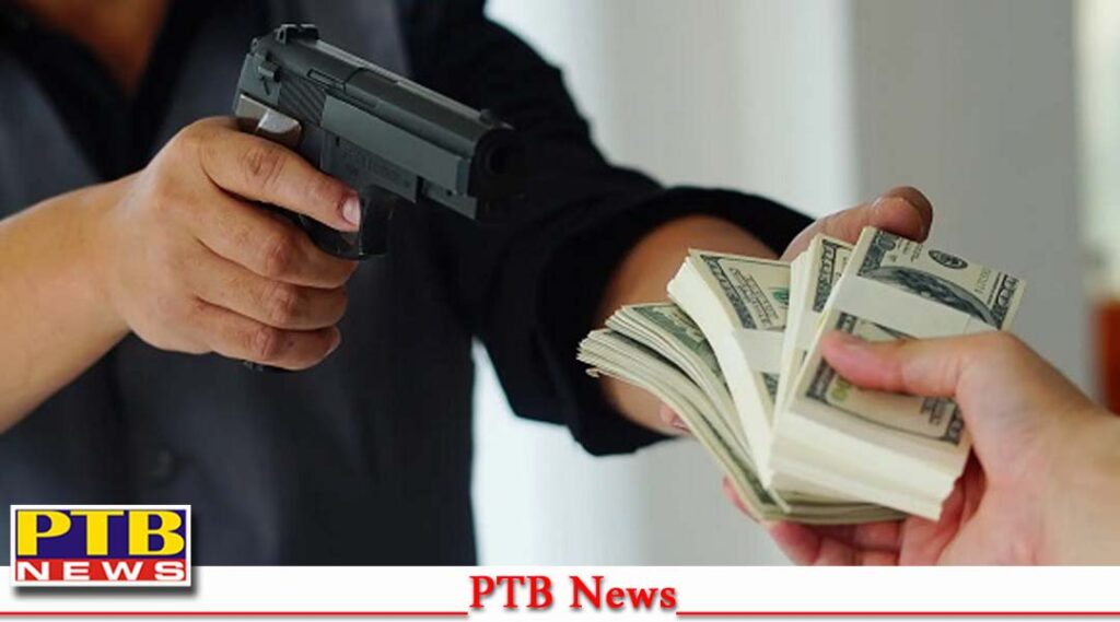 loot-with-toll-plaza-manager-in-jalandhar-police-started-investigation-punjab