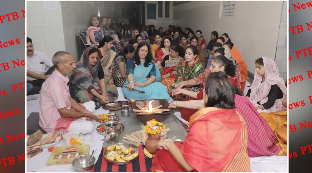 the-new-academic-session-2023-24-was-inaugurated-with-the-holy-havan-yagya-at-pcm-sd-college-jalandhar
