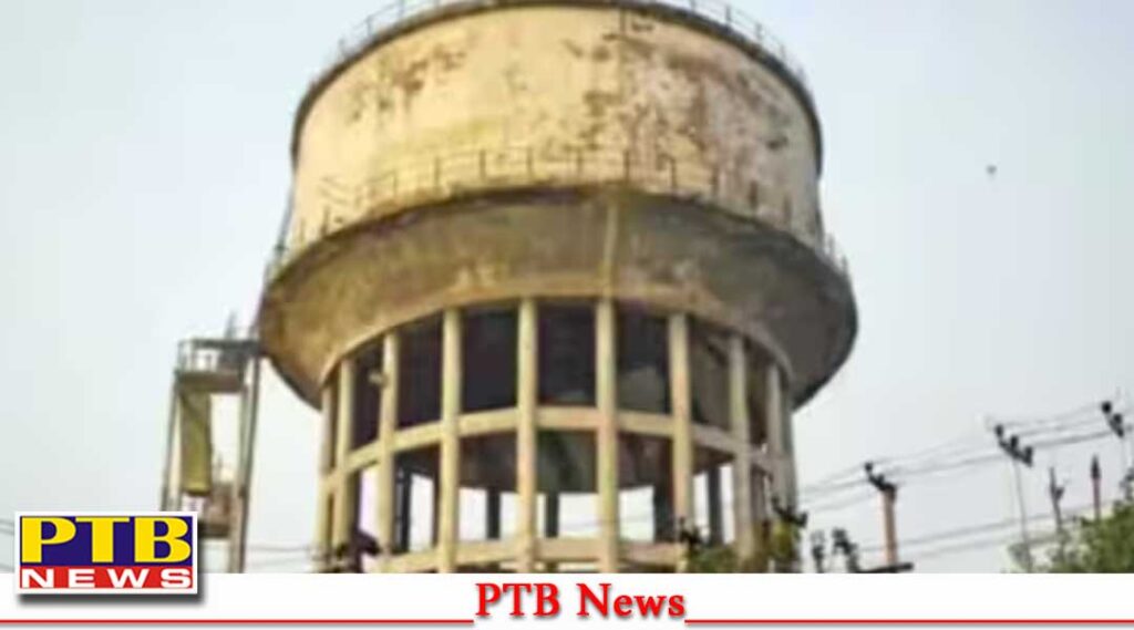 a-scene-like-the-film-sholay-seen-in-kapurthala-man-climbs-water-tank-to-marry-punjab