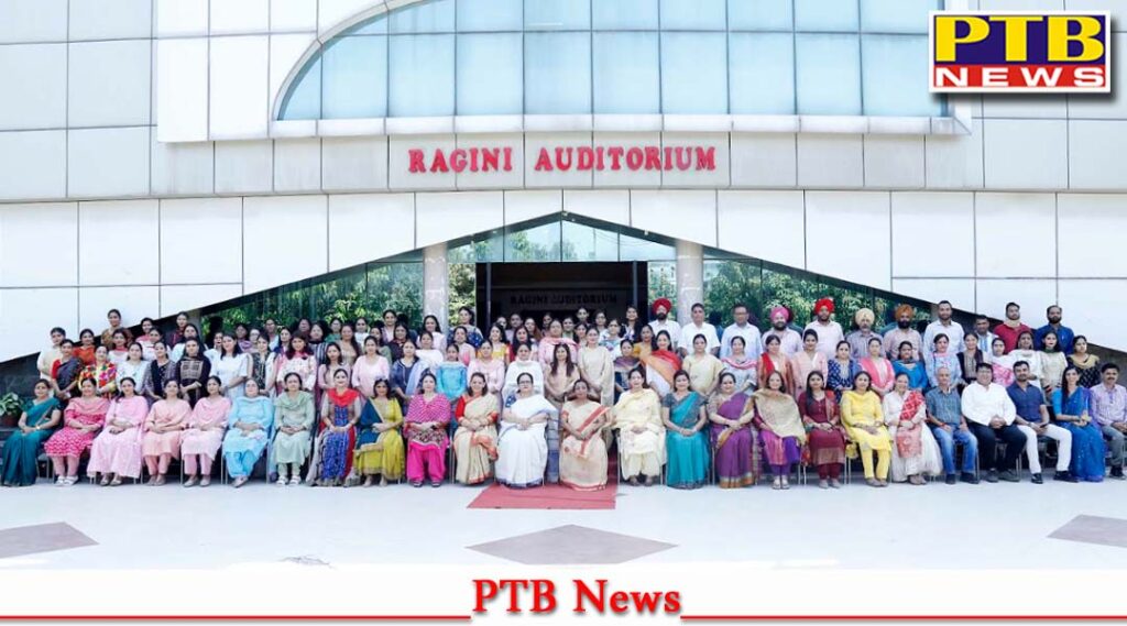 hmv-college-jalandhar-celebrated-teachers-day-with-full-enthusiasm